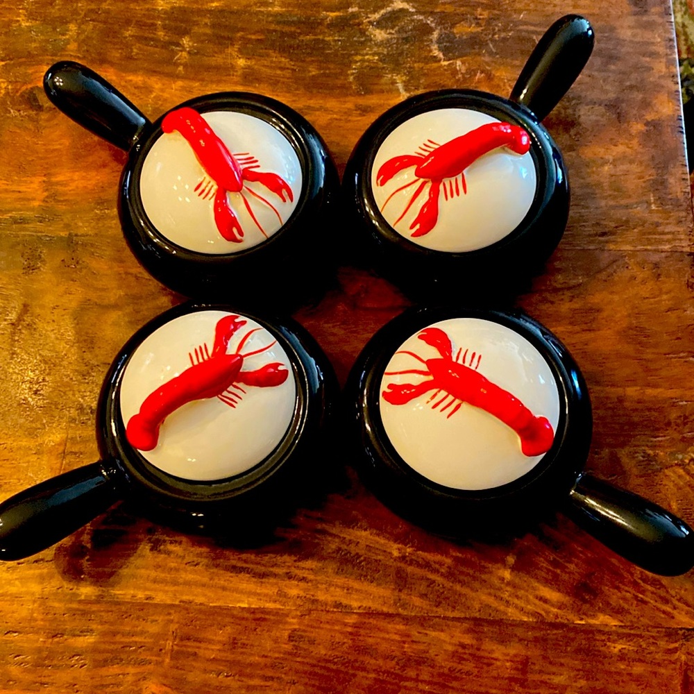 Vintage Kenwood Shawnee set of 4 lidded lobster bisque bowls excellent condition